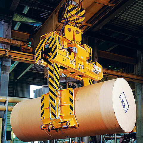 Papierrollenzange mit motorischem Zangenarm- und Drehantrieb