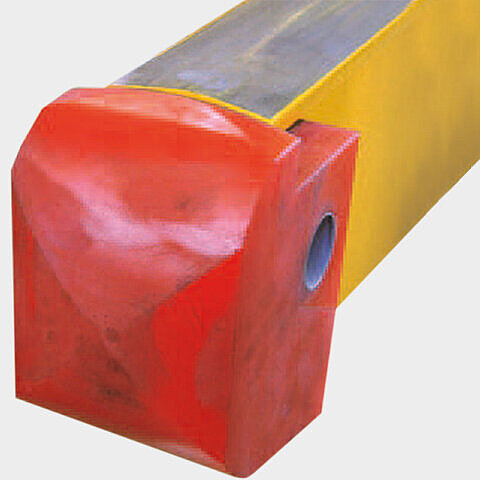 Protector at prong tip