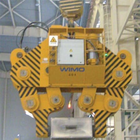 Brammenzange mit hydraulischem Zangenarmantrieb