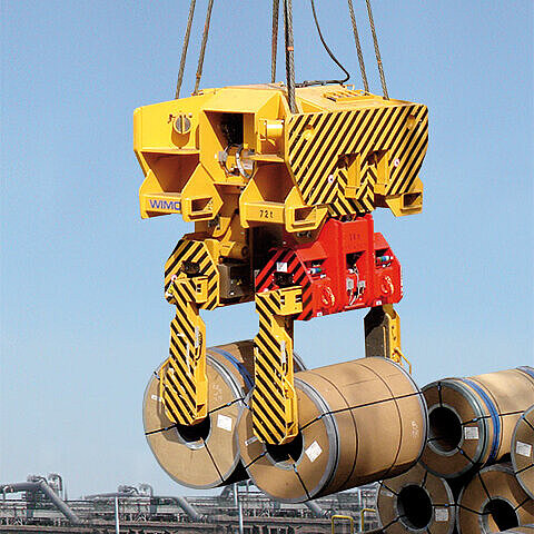 Telescopic coil gripper with spindle drive