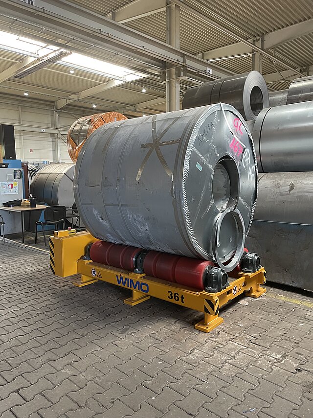 WIMO Abwickelstation – sicheres Drehen und Positionieren von Coils