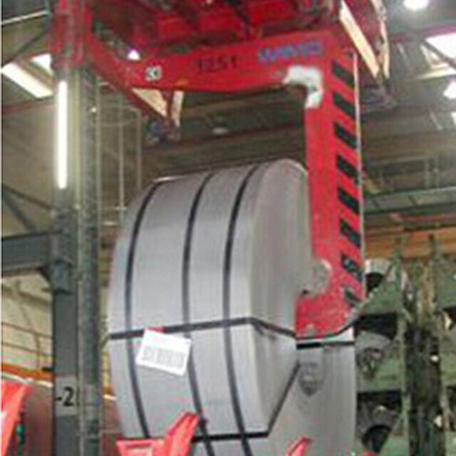 Coil hook (with suspension adapter) on a coil container tong