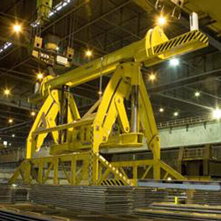 Blechpaketzange in Scherenbauweise mit Aufnahmeschiene