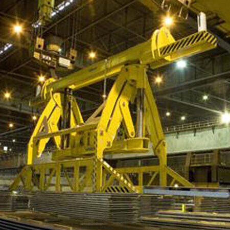 Scissor-type sheet metal tong with mounting rail