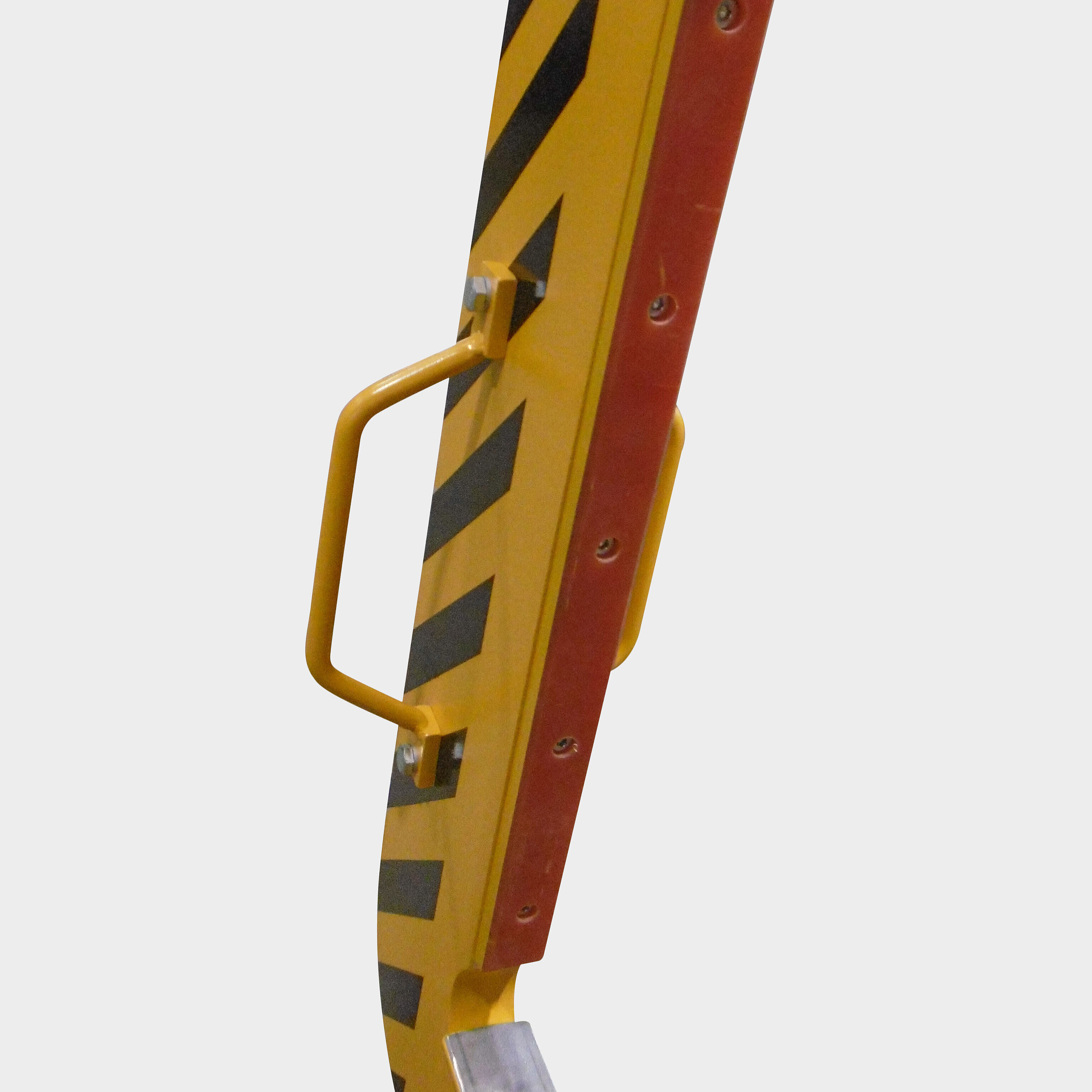 Anfahrplatte aus Kunststoff auf Stahlträgerplatte