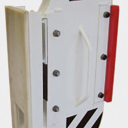 Hinged approching plate made of steel or synthetic Hinged approching plate made of steel or synthetic