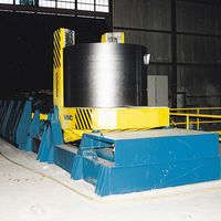 [Translate to English:] Transportanlage für den automatischen Transport und das Wenden von Coils