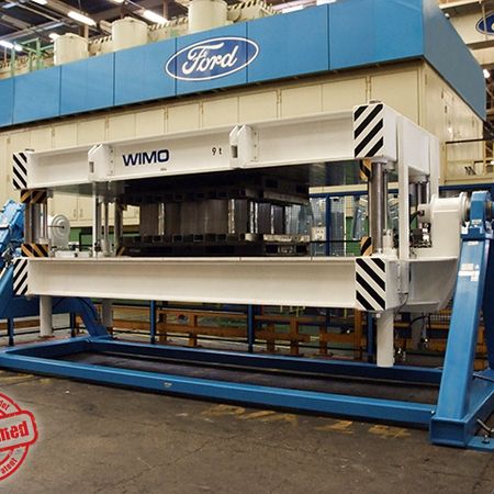 Wendeeinrichtung für automatisches 180°-Wenden palettierter