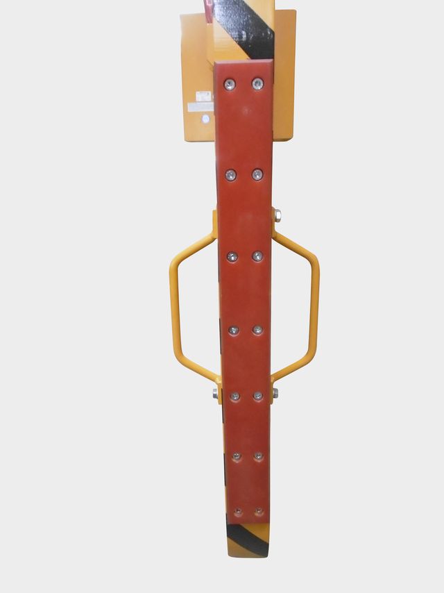 Prallschutz am Hakenrücken