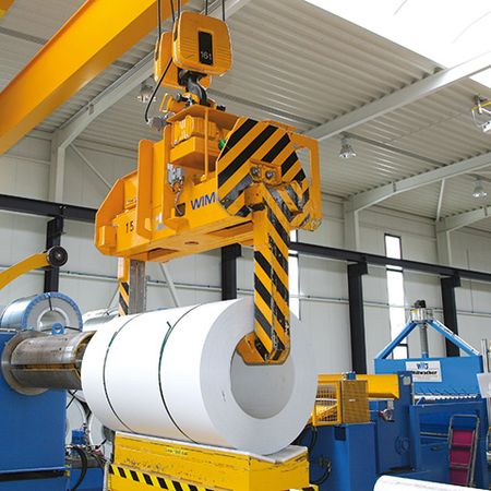 Telescopic coil tong with horizontal rotary device Telescopic coil tong with horizontal rotary device