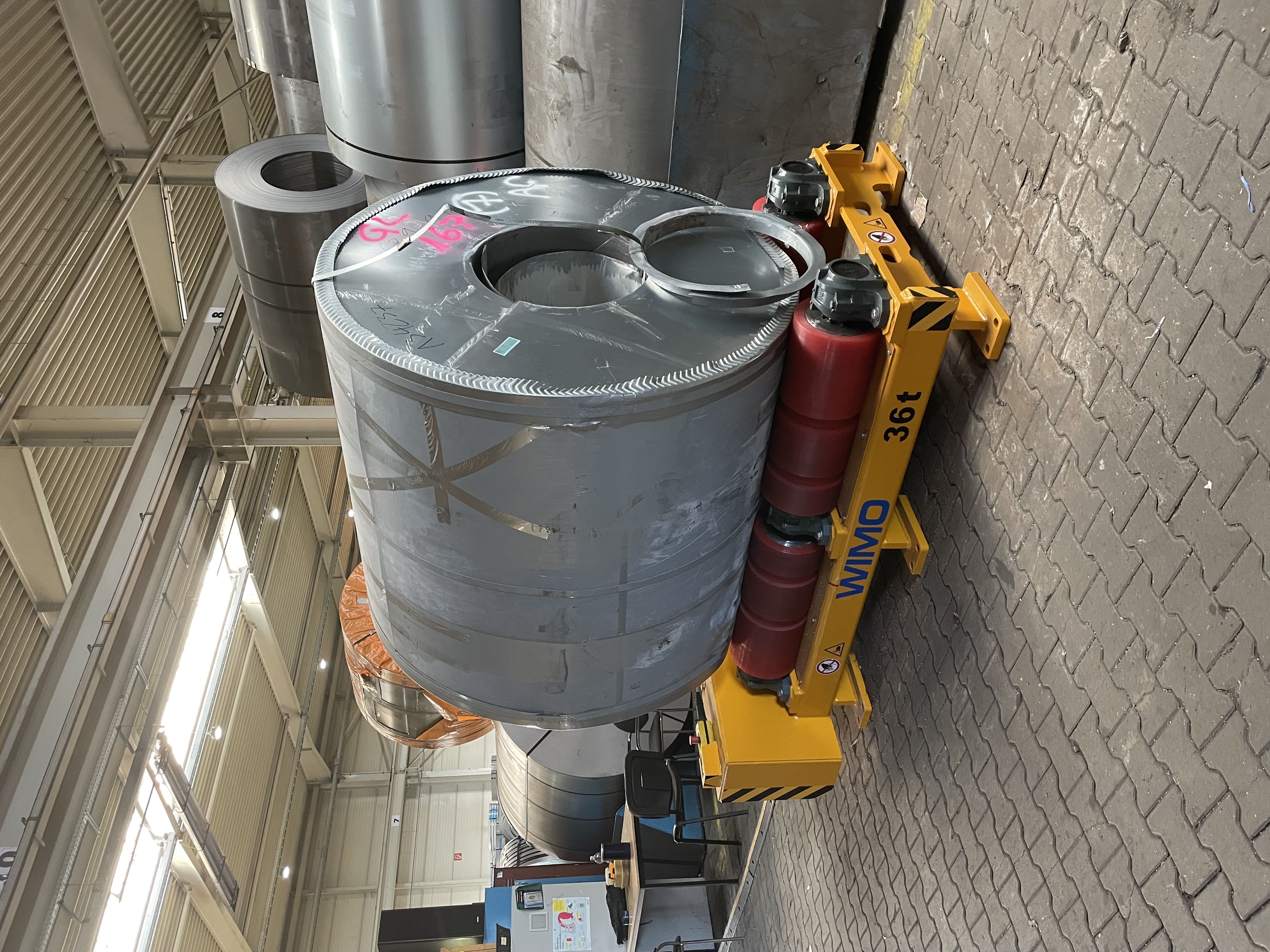 WIMO - Unwinding station with electromechanical roller drive