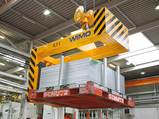 Fork lift with prongs of fork-lifter design