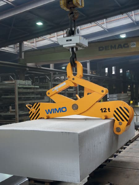 Mechanical scissor construction slab tongs