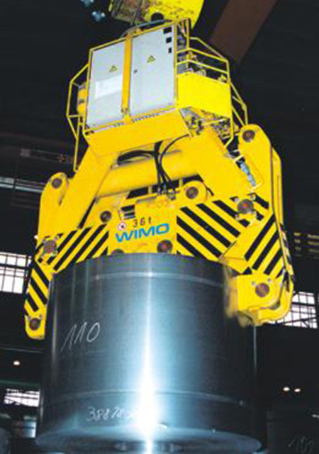 Hydraulic vertical coil tong